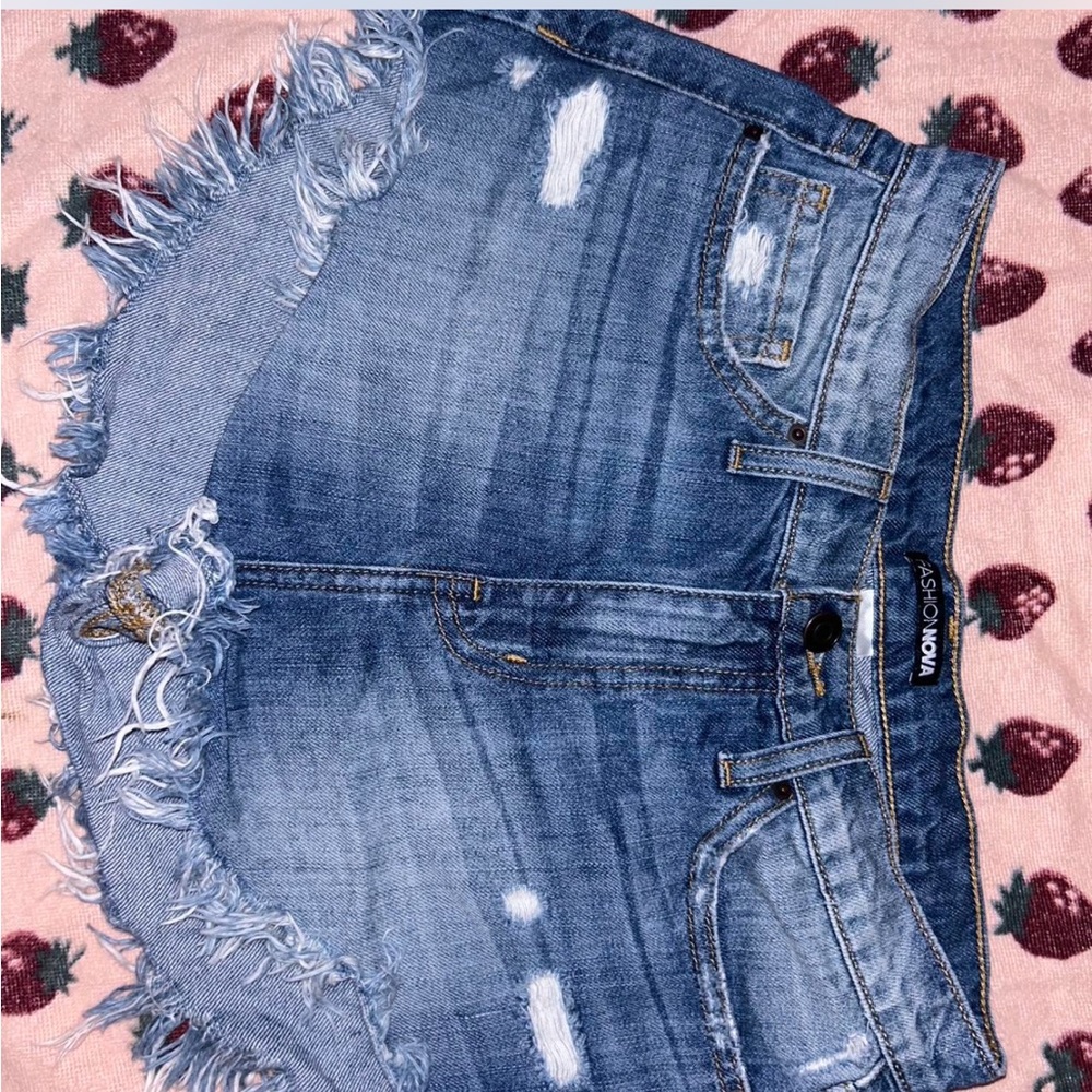 Fashion Nova Mid rise Jean Booty Shorts